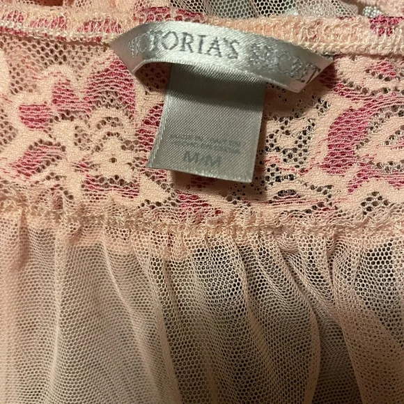 Victoria Secret night gown - Picture 5 of 5